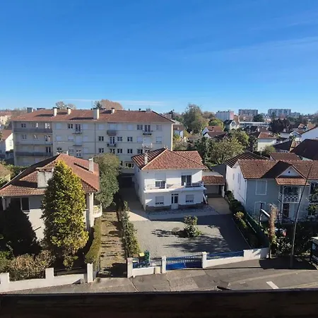 Mermoz - Elegant Avec Balcon, Clim Et Garage *